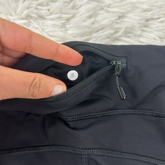 Lululemon Run: Shorty Short Black - Picture 7 of 7